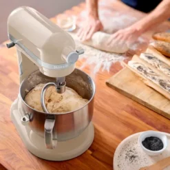 Artisan Köksmaskin 6,6 L 5KSM70SHXEAC Creme