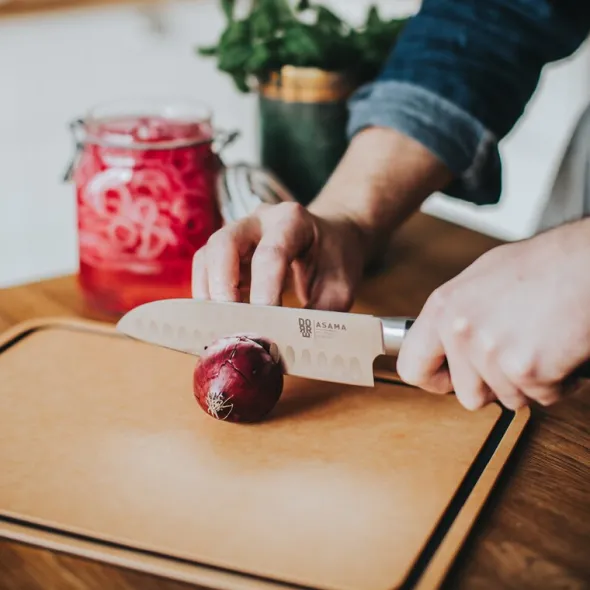 Asama Santoku kockkniv 18 cm svart/silver