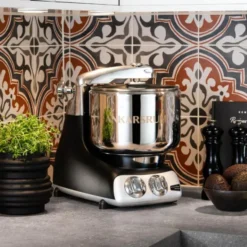 Assistent Original Köksmaskin AKM6230 Black Matte