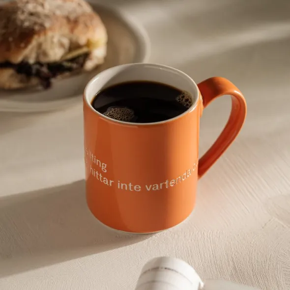 Astrid Lindgren Mugg Orange Det är ingen ordning