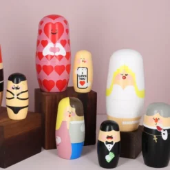 Babushka Drama Wedding Expressions träfigur 3-pack körsbärsträ