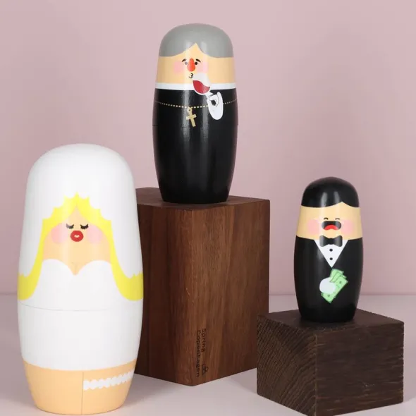 Babushka Drama Wedding Expressions träfigur 3-pack körsbärsträ