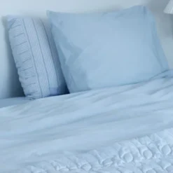 Bedding Collection påslakanset 140x200 cm + 63x60 cm powder blue
