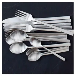 Bestickset 16 delar Satin