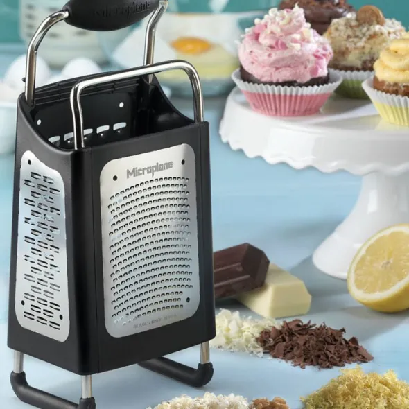 Box Grater rivjärn med 4 sidor 27 cm svart