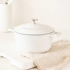 Cast Aluminium gryta 2,5 L creme
