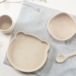 Chic kids barnservis 4 delar silikon creme