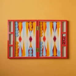 Classic lackerat backgammon röd/multi