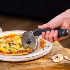 Cutting pizzaskärare grå