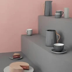 Danish Modern Emma Termoskanna Te 1 L Grå