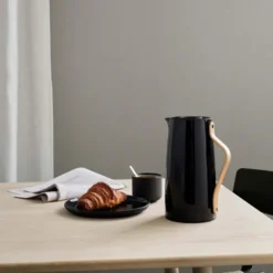 Danish Modern Emma Termoskanna Kaffe 1,2 L Svart blank