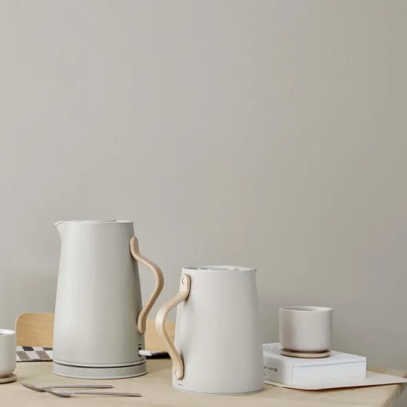 Danish Modern Emma Termoskanna Te 1 L Soft Sand