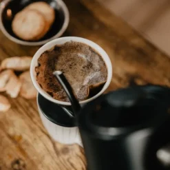 Design Pour Over vattenkokare stål