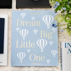 Dream Big Little One babyalbum ljusblå