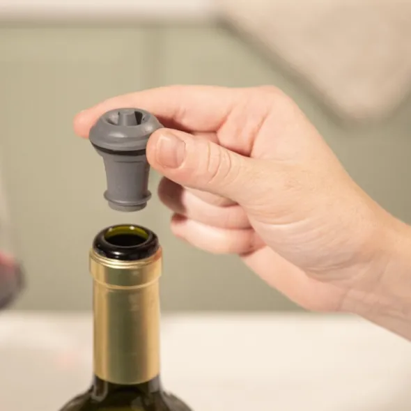 Elektrisk Wine Saver & 2 Stoppers