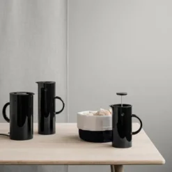 EM77 Kaffepress 1 L Svart