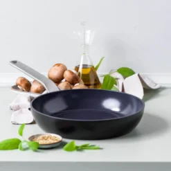 Evolution keramisk stekpanna 28 cm svart