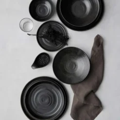 Fenix serveringsskål medium 23,5 cm svart