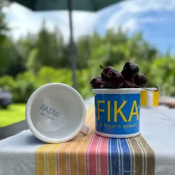 Fika emaljmugg 30 cl Moment blå/gul