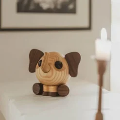 Flora elefant träfigur 10 cm valnöt/ask