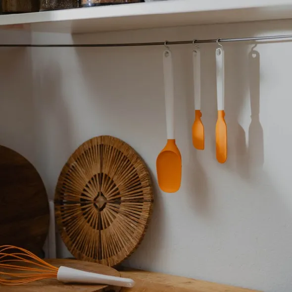 Functional Form slev/slickepott 34,4 cm vit/orange