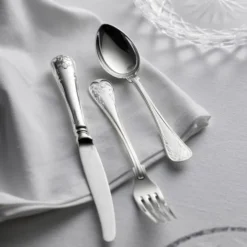 Gammal Fransk dessertsked/barnsked 16,2 cm 830
