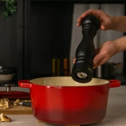 Gjutjärnsgryta 6,7 L röd