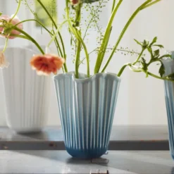 Hammershøi Unfold vas 16,5 cm blå