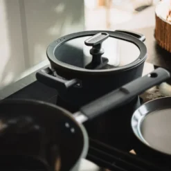 Hard Face gryta 3,5 L med lock