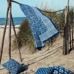 Indigo Bordsduk 170x270 cm Aster