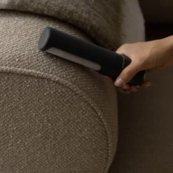 Lint Brush klädvårdsborste mörkgrå