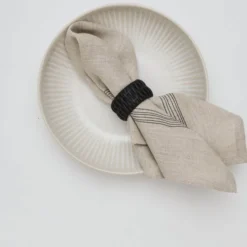 Livia tygservett 45x45 cm beige/svart