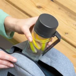 Make & Take vattenflaska med sil 0,5 L mörkgrå