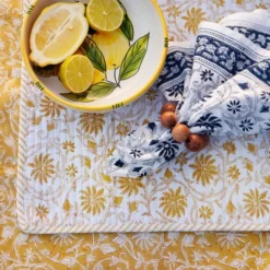 Margerita duk 170x270 cm yellow olive