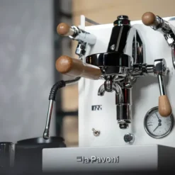 Mini Cellini X semiproffesionell kaffemaskin vit