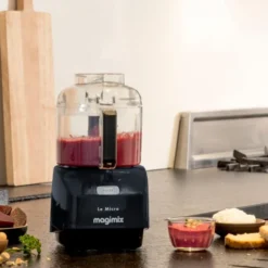 Minihackare 0,83 liter 290 watt Svart