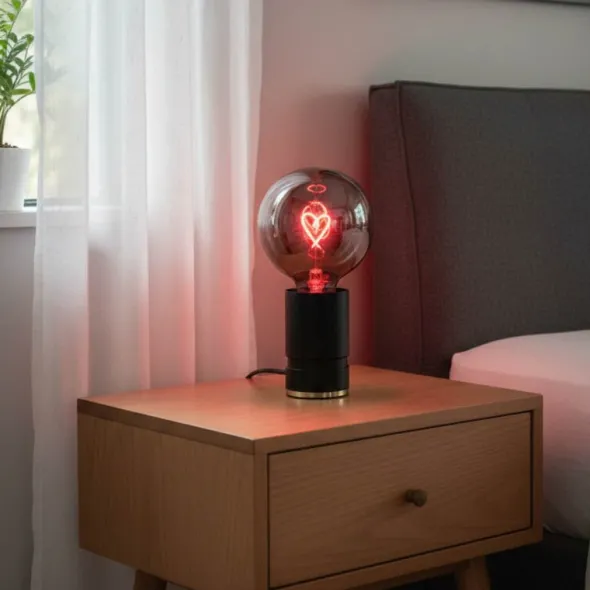 MITB Madison sockel bordslampa 11 cm svart/guld aluminium