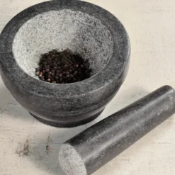 Mortel med stöt 16 cm granit