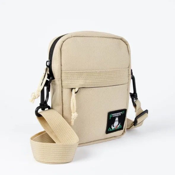 Mumin axelremsväska urban 14x20 cm Mumintrollet beige