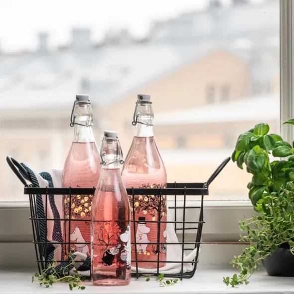 Mumin glasflaska med bygelkork 0,5 L bär