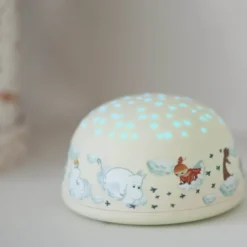 Mumin nattlampa med stjärnhimmel och musik