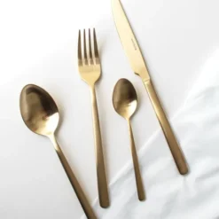 Nardo bestickset 16 delar champagne