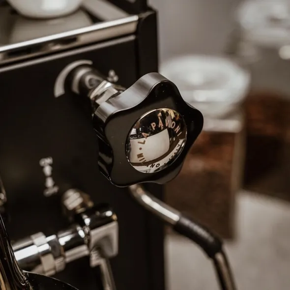 New Cellini Classic Nera Semiproffessionell Manuell Kaffemaskin Svart