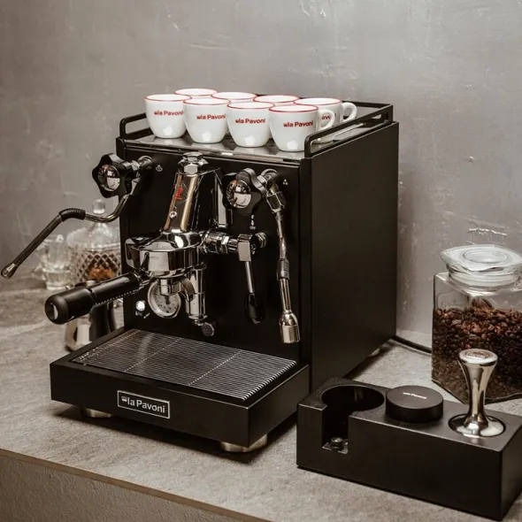 New Cellini Classic Nera Semiproffessionell Manuell Kaffemaskin Svart