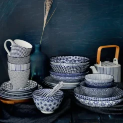 Nippon Blue Tayo skål 15,2 cm Lines