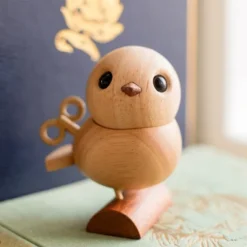 Näktergalen träfigur 8 cm lönn/gummiträ/sapele