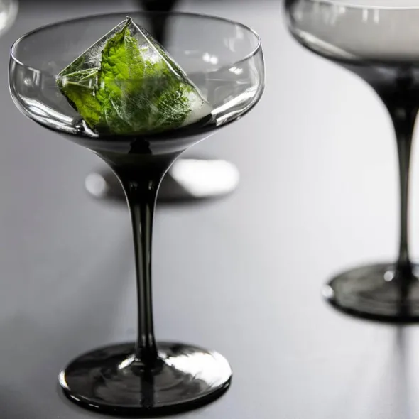 Noir cocktailglas / champagneskål 35 cl svart