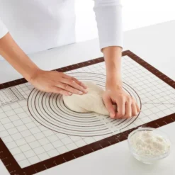 Non-stick bakmatta i silikon för deg 60x40 cm med mått