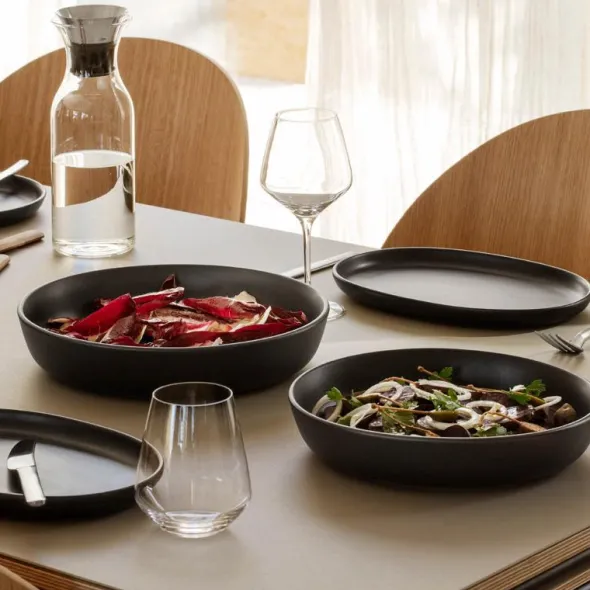 Nordic Kitchen Salladsskål låg 28 cm Svart