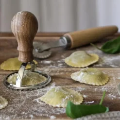 Pasta La Vista raviolistämpelset 2 delar natur/blank